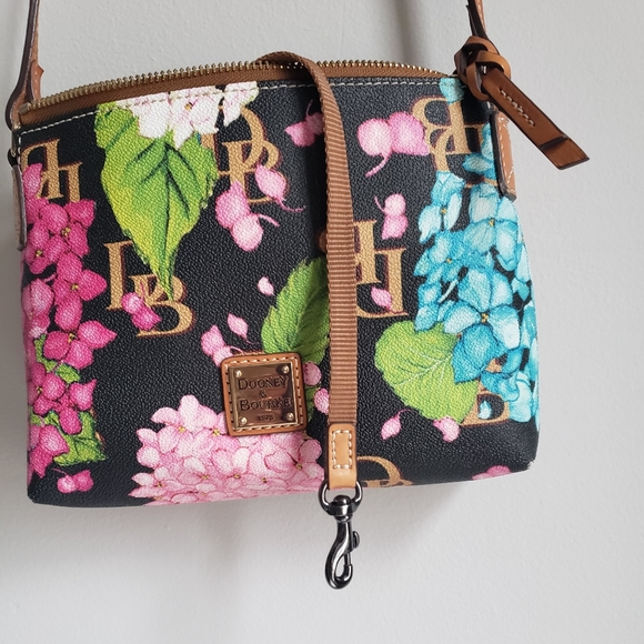 Dooney & Bourke Bags Dooney Bourke Hydrangea Crossbody Pouchette